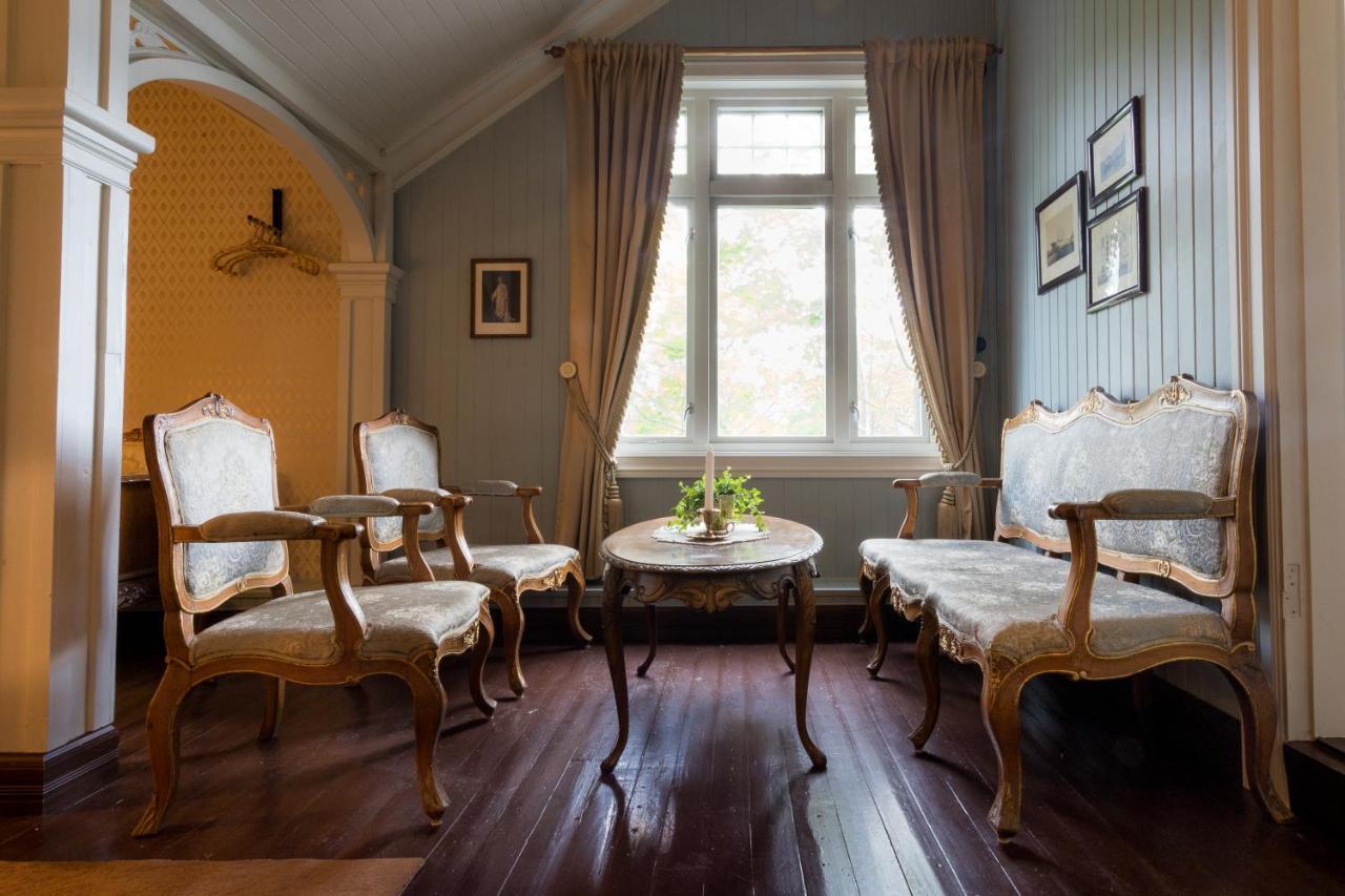 Jervell Gjestehus Hotel Ålesund Buitenkant foto
